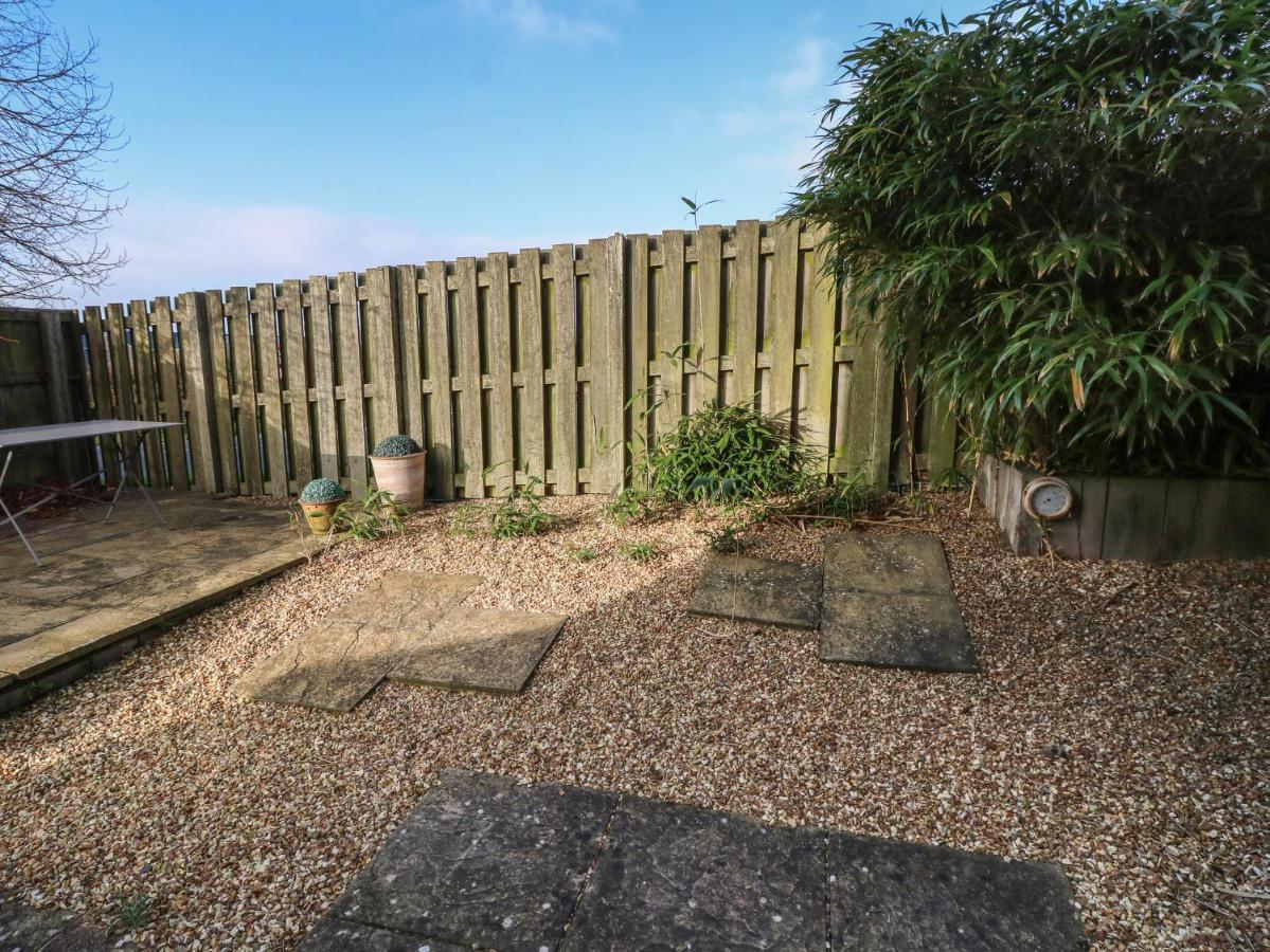 Hurst View Freshwater Exterior foto